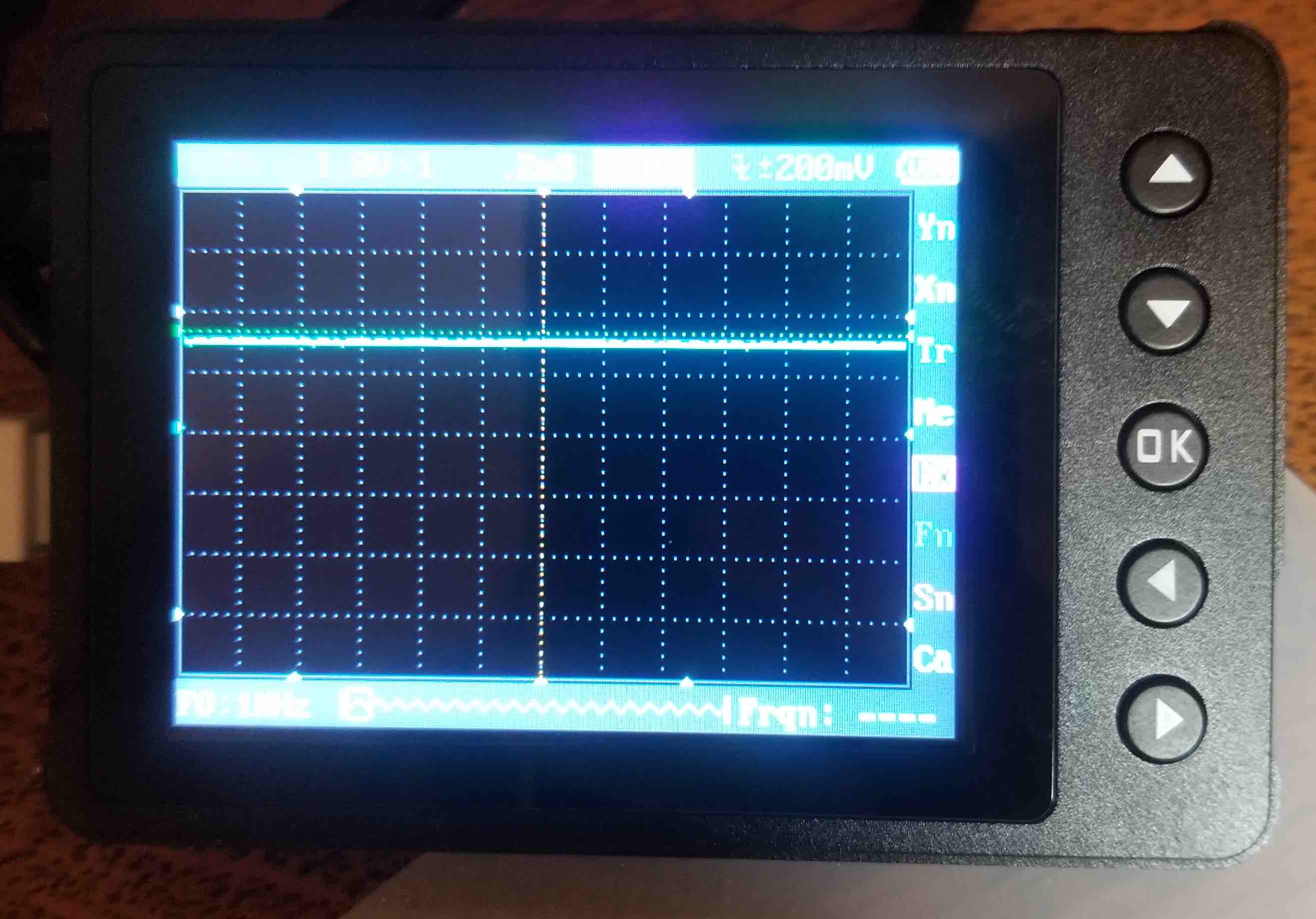 Osciloscope - split voltage.